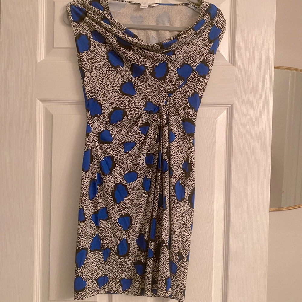 DVF short pattern dress